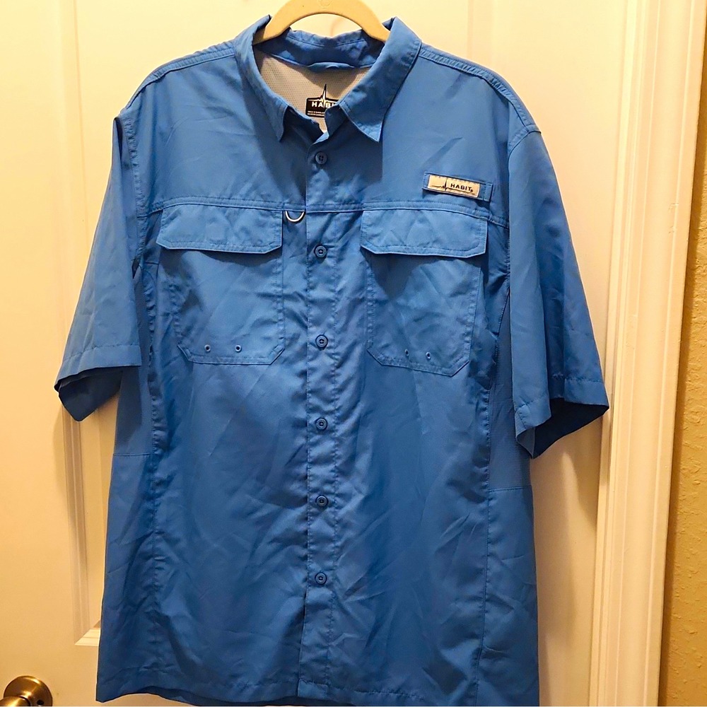 Habit Men's Blue Fishing Shirt L/G Short Sleeve Button UV Protection Pockets